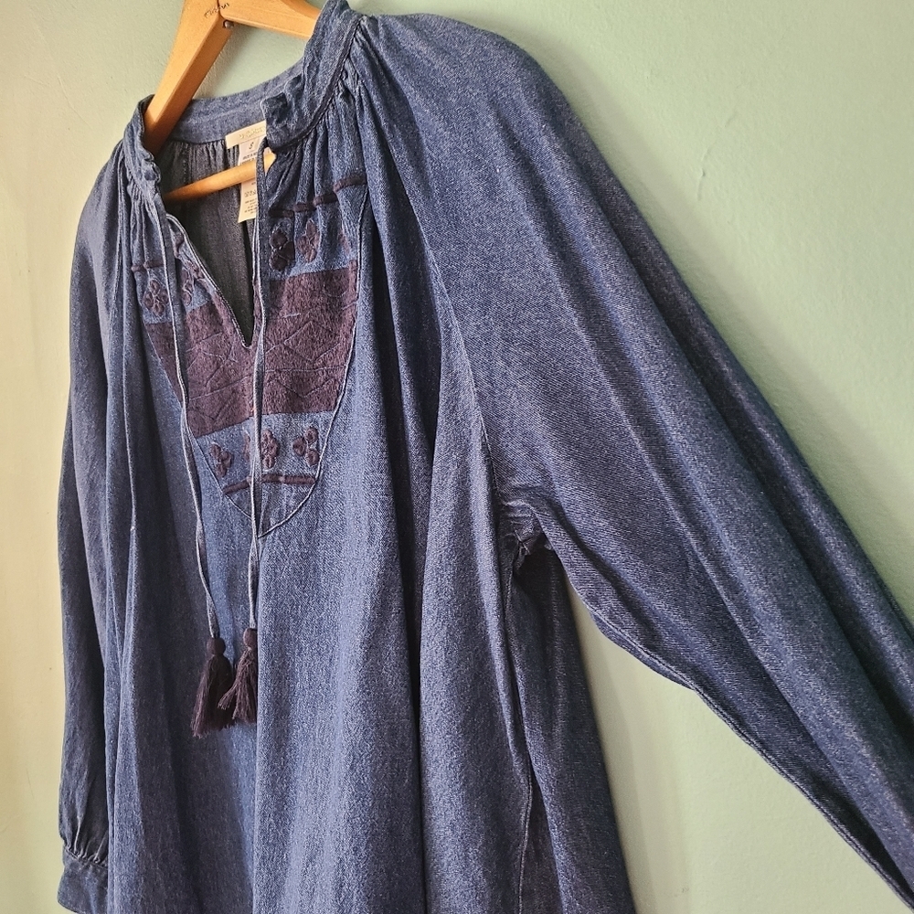 ne Quittezpas Denim Long Sleeve Boho Top Size Small with Tassels - Picture 3 of 9